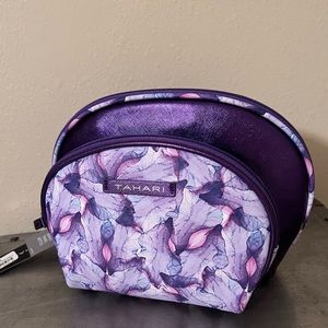 💜💜2 Piece Tahari Purple Petals Cosmetic Bag Set in Metallic Purple. NWT. 💜💜